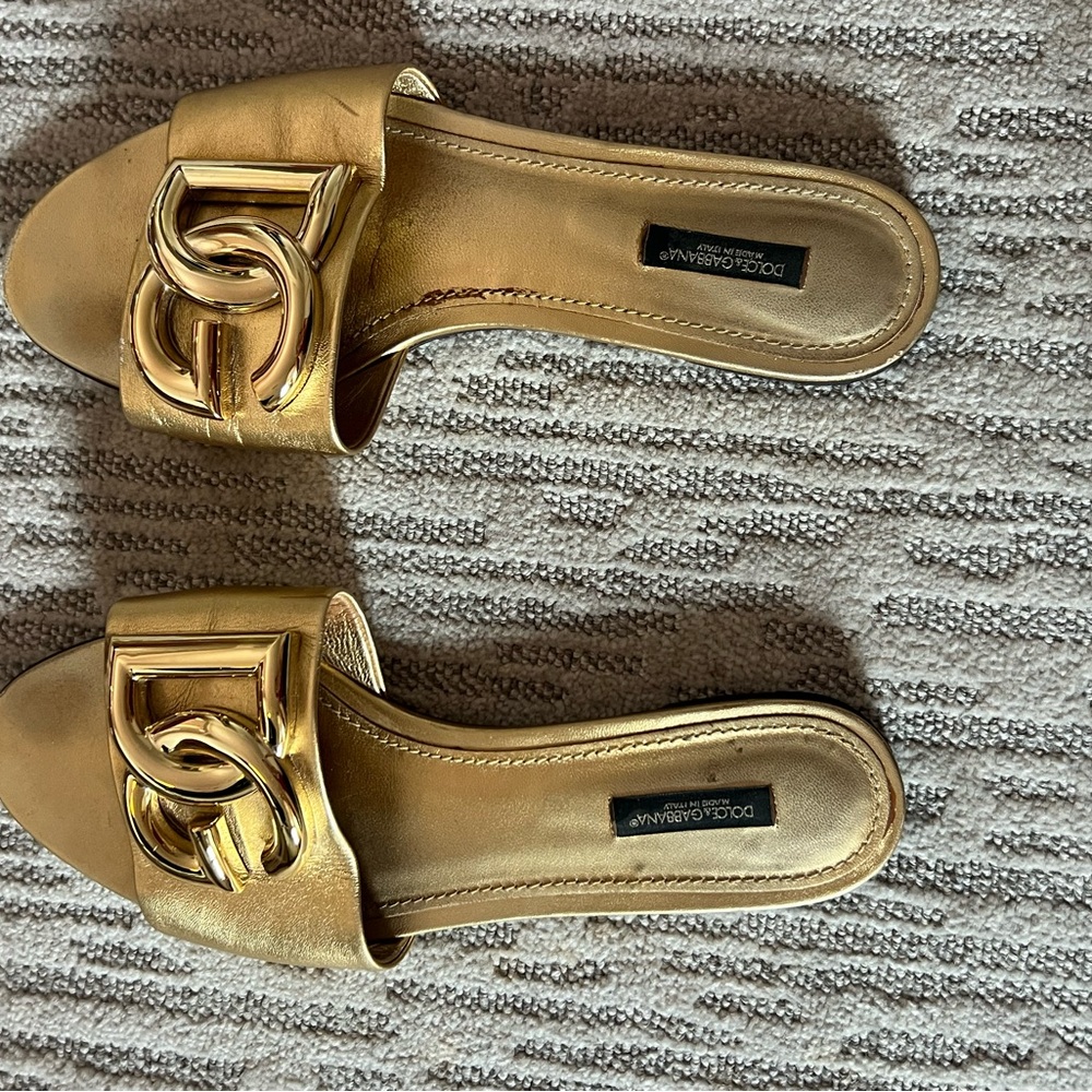 Dolce & Gabbana Gold Women's Slides
